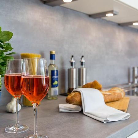 Apartment Eastside Mit 3 Zimmern Fur Bis Zu 5 Personen Mit Balkon ฟรีดริชส์ฮาเฟน ภายนอก รูปภาพ