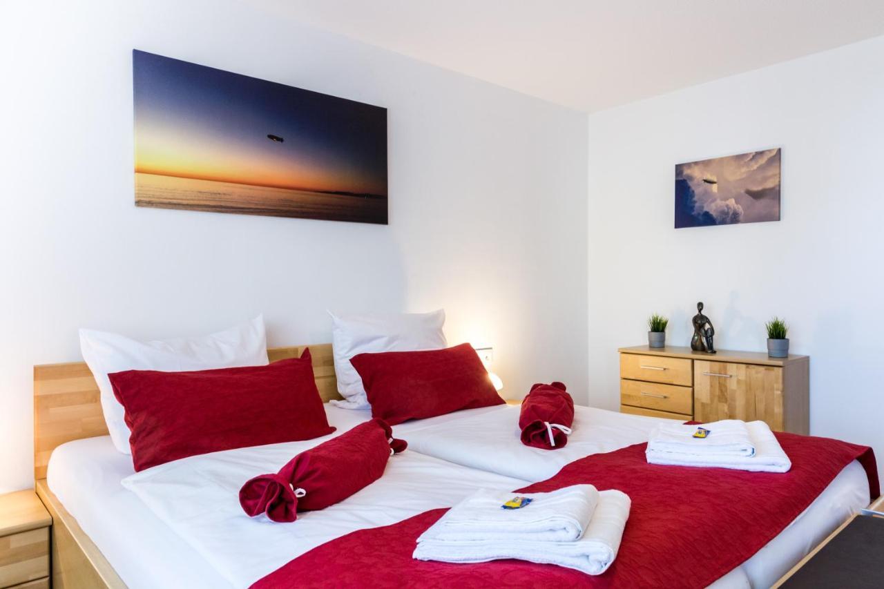 Apartment Eastside Mit 3 Zimmern Fur Bis Zu 5 Personen Mit Balkon ฟรีดริชส์ฮาเฟน ภายนอก รูปภาพ