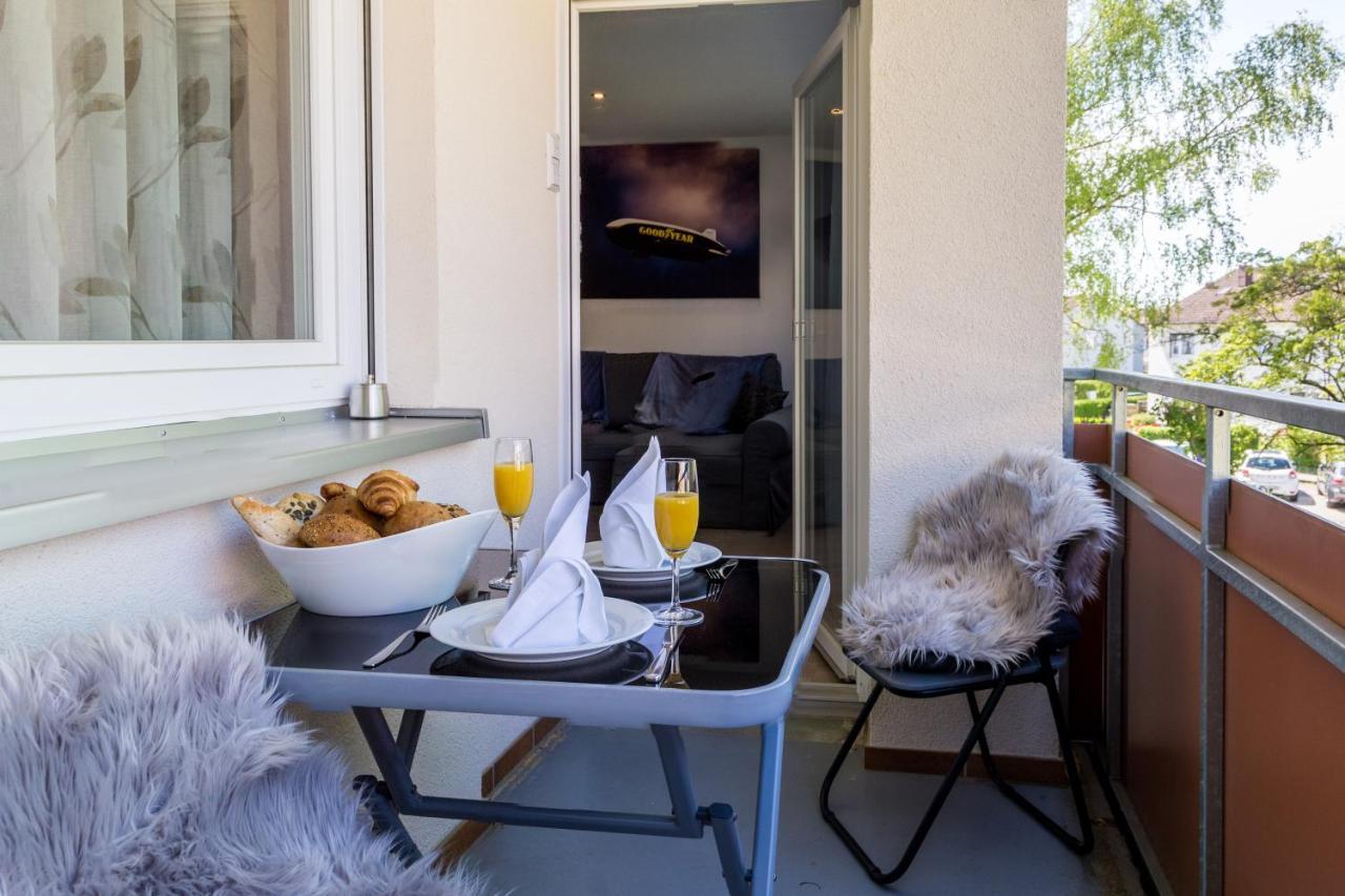 Apartment Eastside Mit 3 Zimmern Fur Bis Zu 5 Personen Mit Balkon ฟรีดริชส์ฮาเฟน ภายนอก รูปภาพ