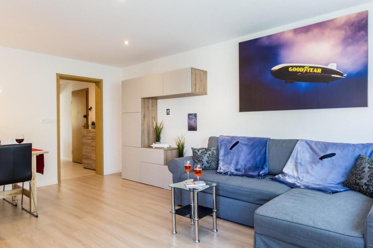 Apartment Eastside Mit 3 Zimmern Fur Bis Zu 5 Personen Mit Balkon ฟรีดริชส์ฮาเฟน ภายนอก รูปภาพ